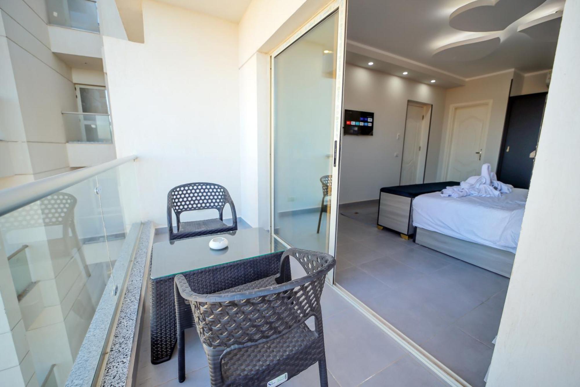 Scandic Resort-The Diamond Of Scandic Resort Apartment Sea Veiw & Sandy Beach Downstairs Resort Hurghada