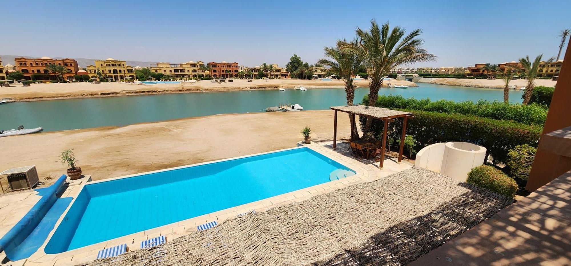 Nayah Stays, Lagoons Beach, Paradise 3 Ensuite With Private Pool * Hurghada