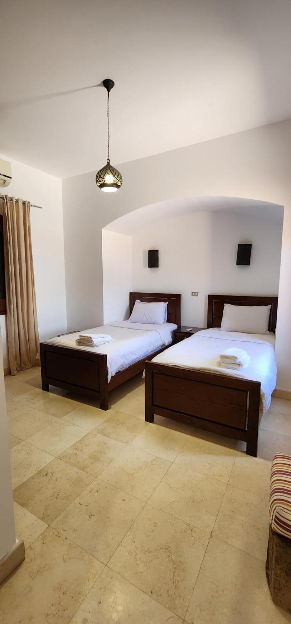 Villa Nayah Stays, Lagoons Beach, Paradise 3 Ensuite With Private Pool *