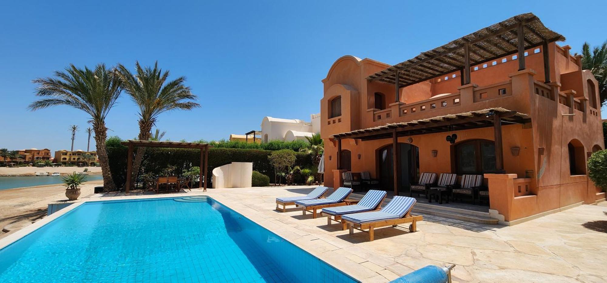 Nayah Stays, Lagoons Beach, Paradise 3 Ensuite With Private Pool * Hurghada