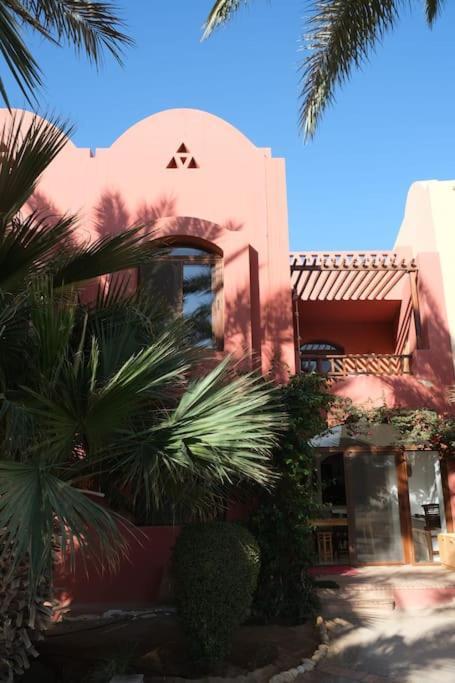 Cozy Townhouse In West Golf - El Gouna Hébergement de vacances