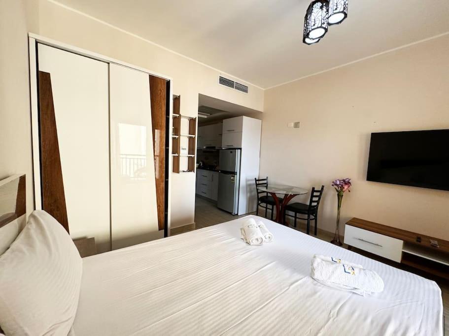 Hula Piece Of The Sea Aldau Heights Rent Apartment *