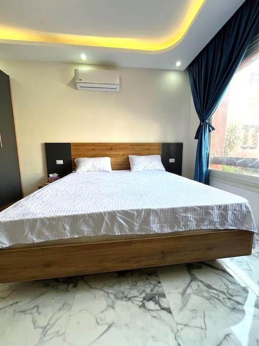 Rent One Bedroom In Intercontinental Apartment *