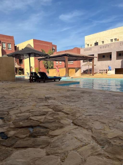 Rent One Bedroom In Intercontinental
