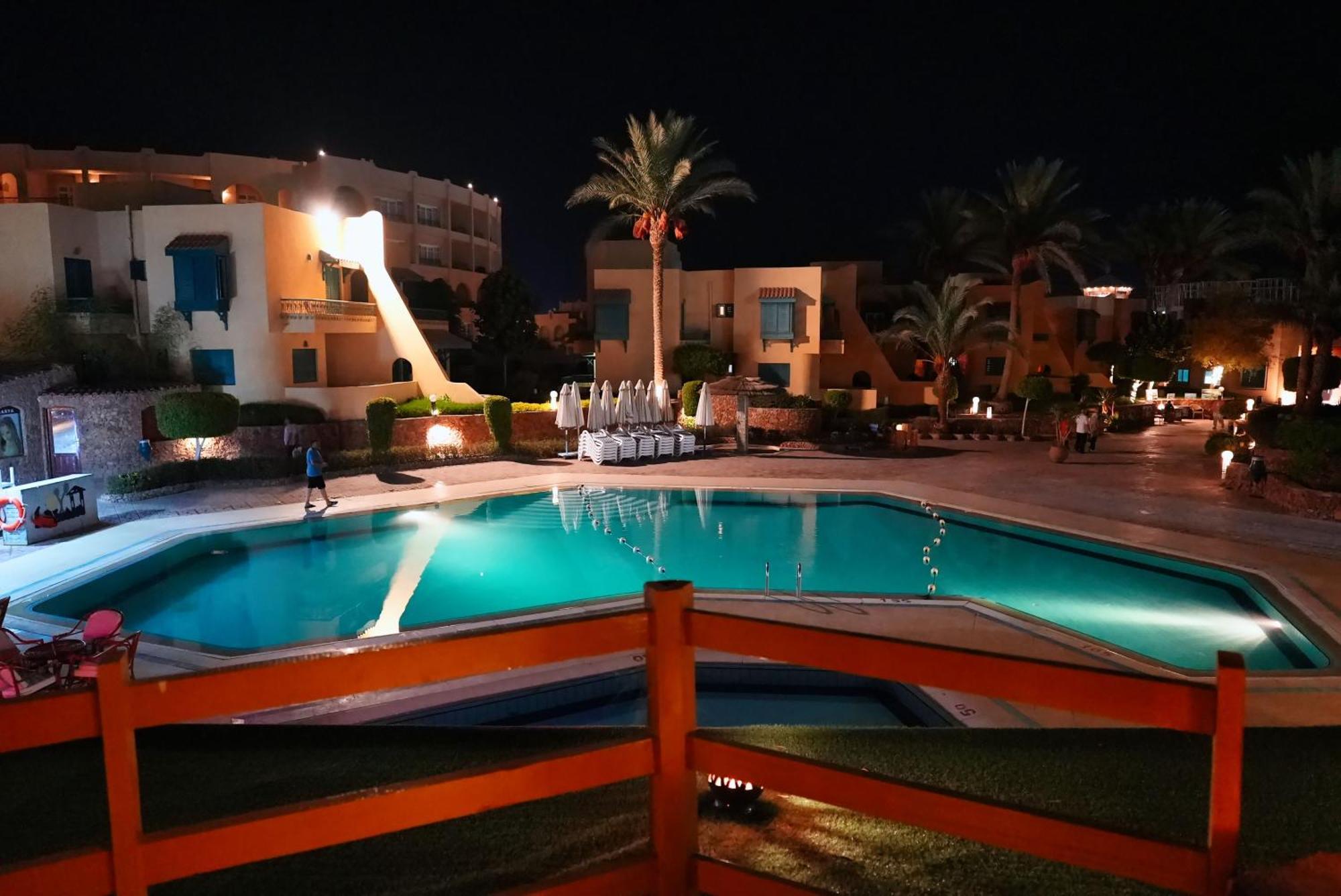 Eagles Downtown Zahabia & Aqua Park Resort