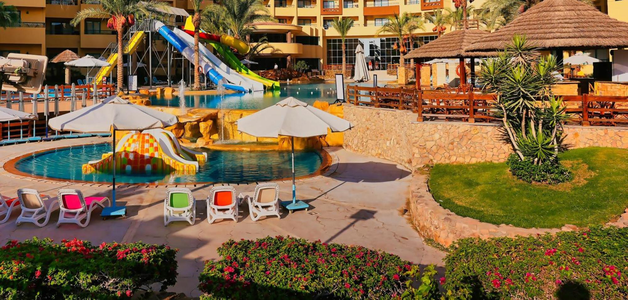Eagles Downtown Zahabia & Aqua Park