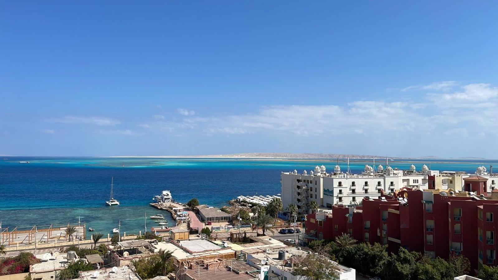 Sea View In Center In Front Off The Sea 09 Apartment Hurghada