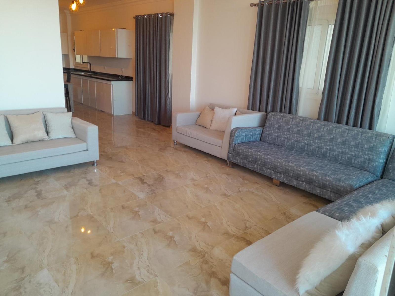 Sea View In Center In Front Off The Sea 09 Apartment Hurghada