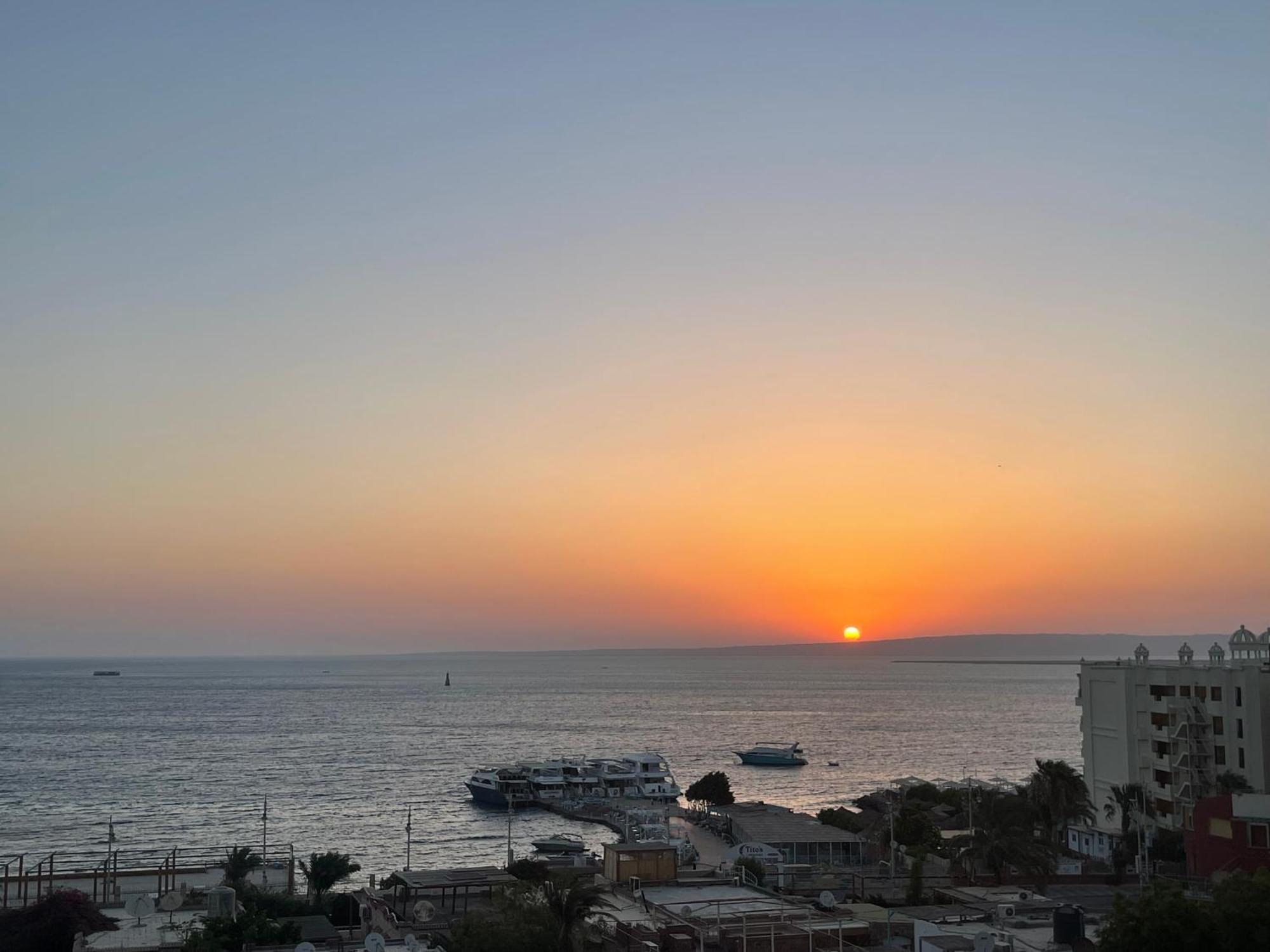 Sea View , In Center Front Of The Sea F 10 Appartement