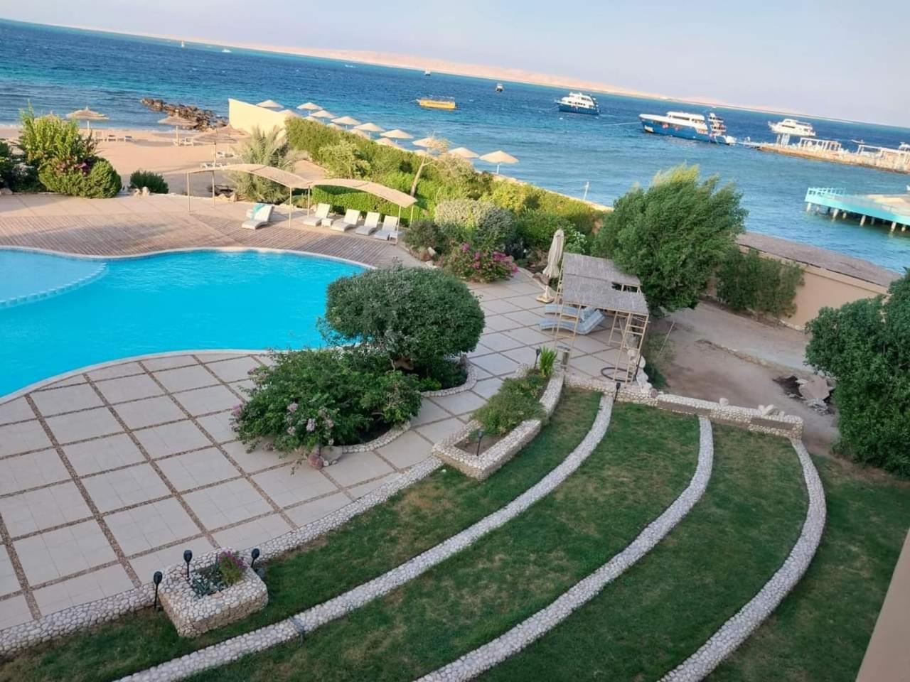 Apartment For Rent 202