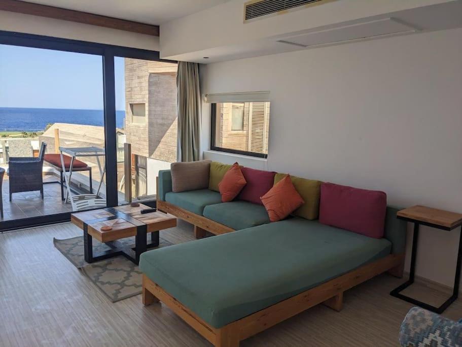 Apartment Elevated Sea View 2br Standalone Free & Pool In Somabay Hurghada