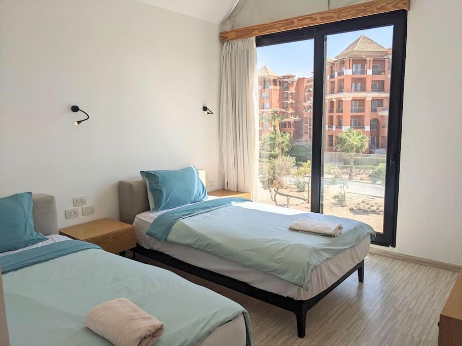 Apartment Elevated Sea View 2br Standalone Free & Pool In Somabay