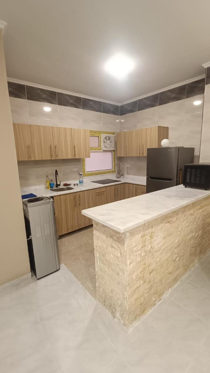 One Bedroom In Red Ruby Apartment *