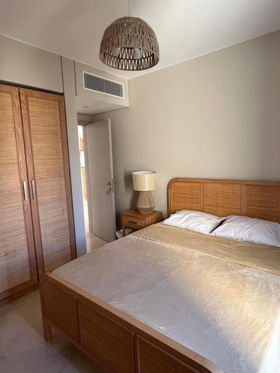 M8 Free Access To The And Pool Apartment