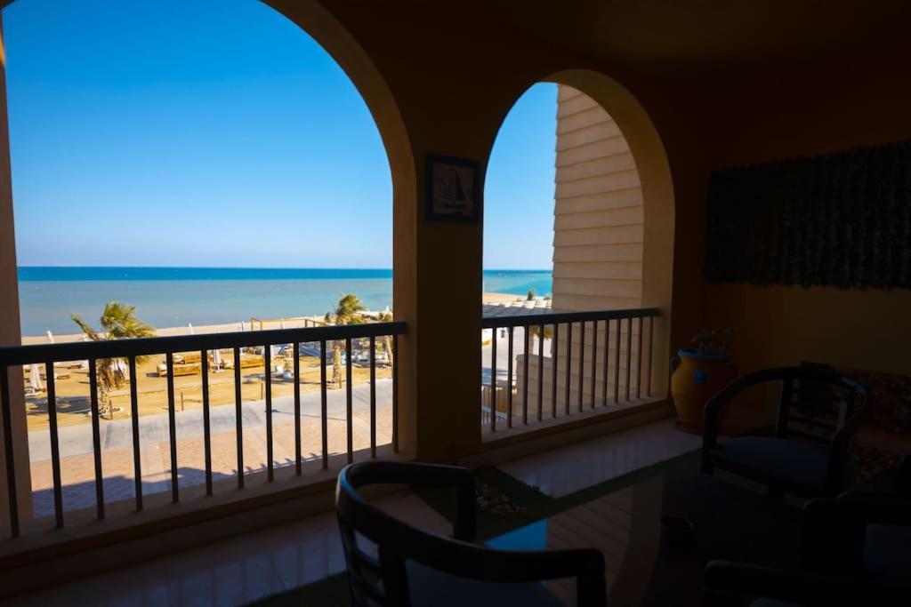 Sea View 3 Bedroom Duplex 203 New Marina By Bfg