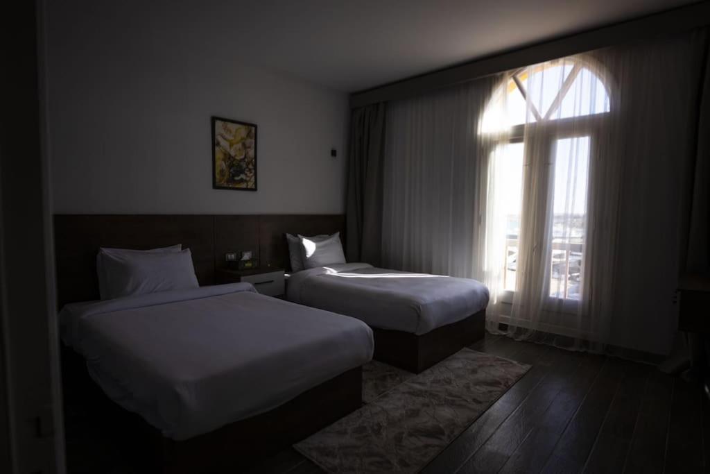 Sea View 3 Bedroom Duplex 203 New Marina By Bfg Apartment