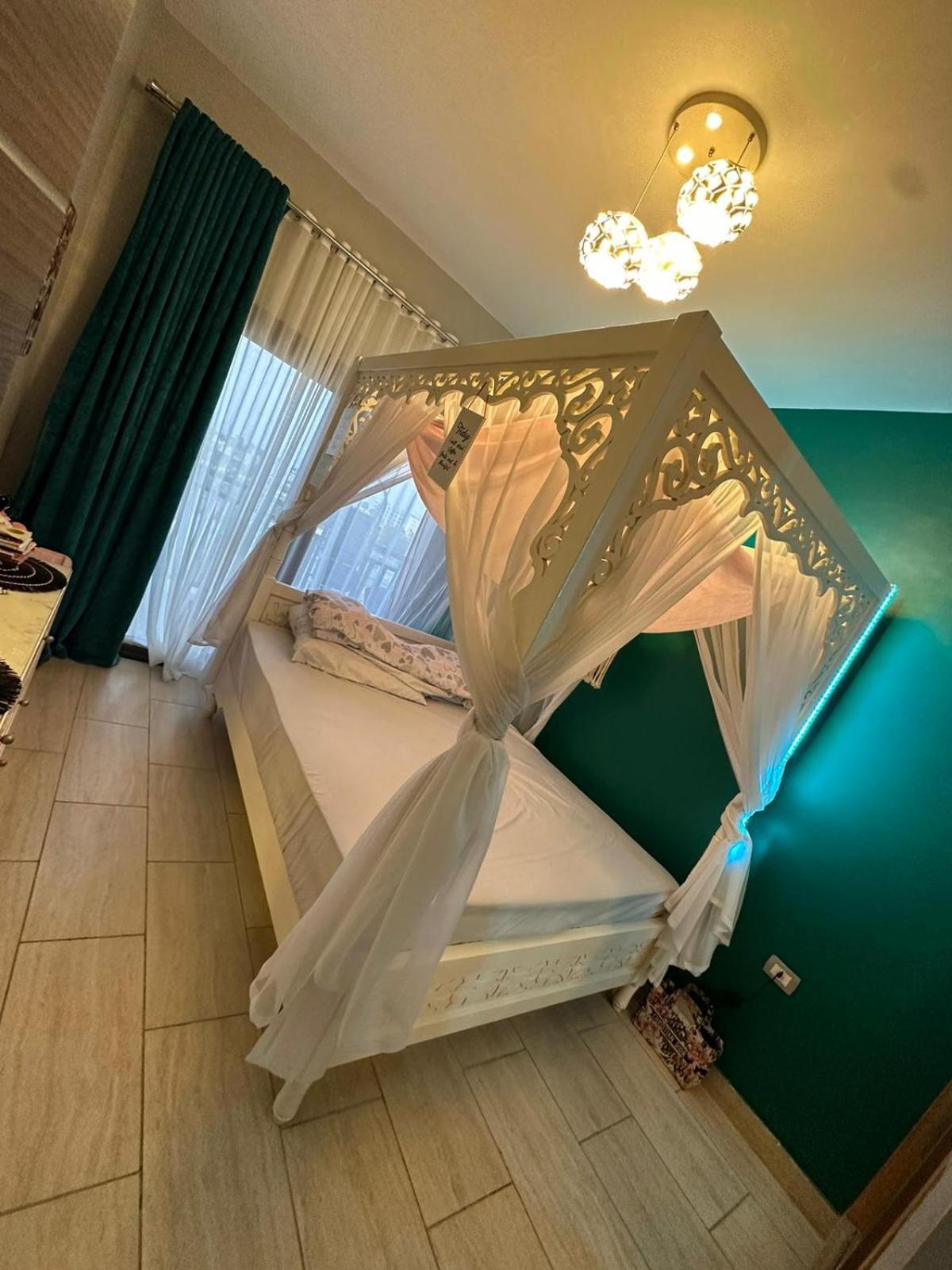 Super Luxury Apartment