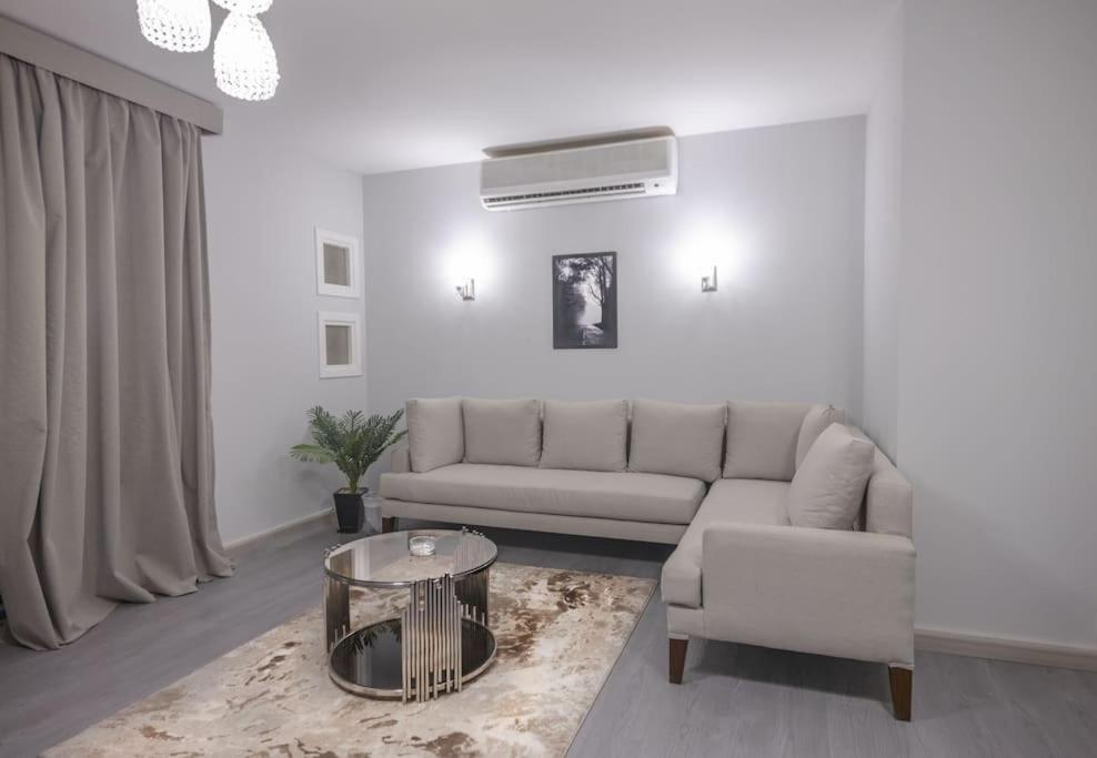 Superb Marina 2br 104 By Beit Fel Gouna Bfg *
