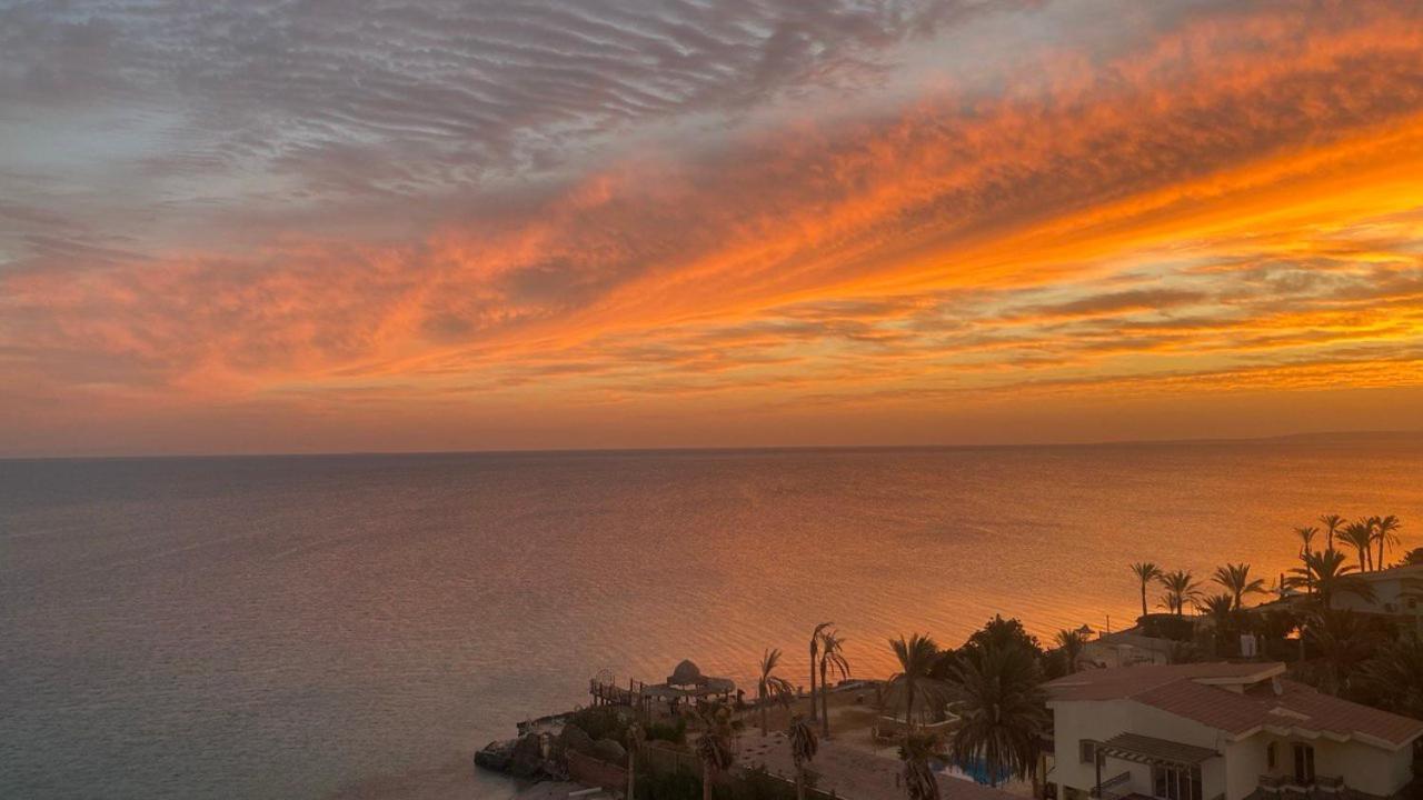 Luxurious And Cozy Seafront Near Gouna *