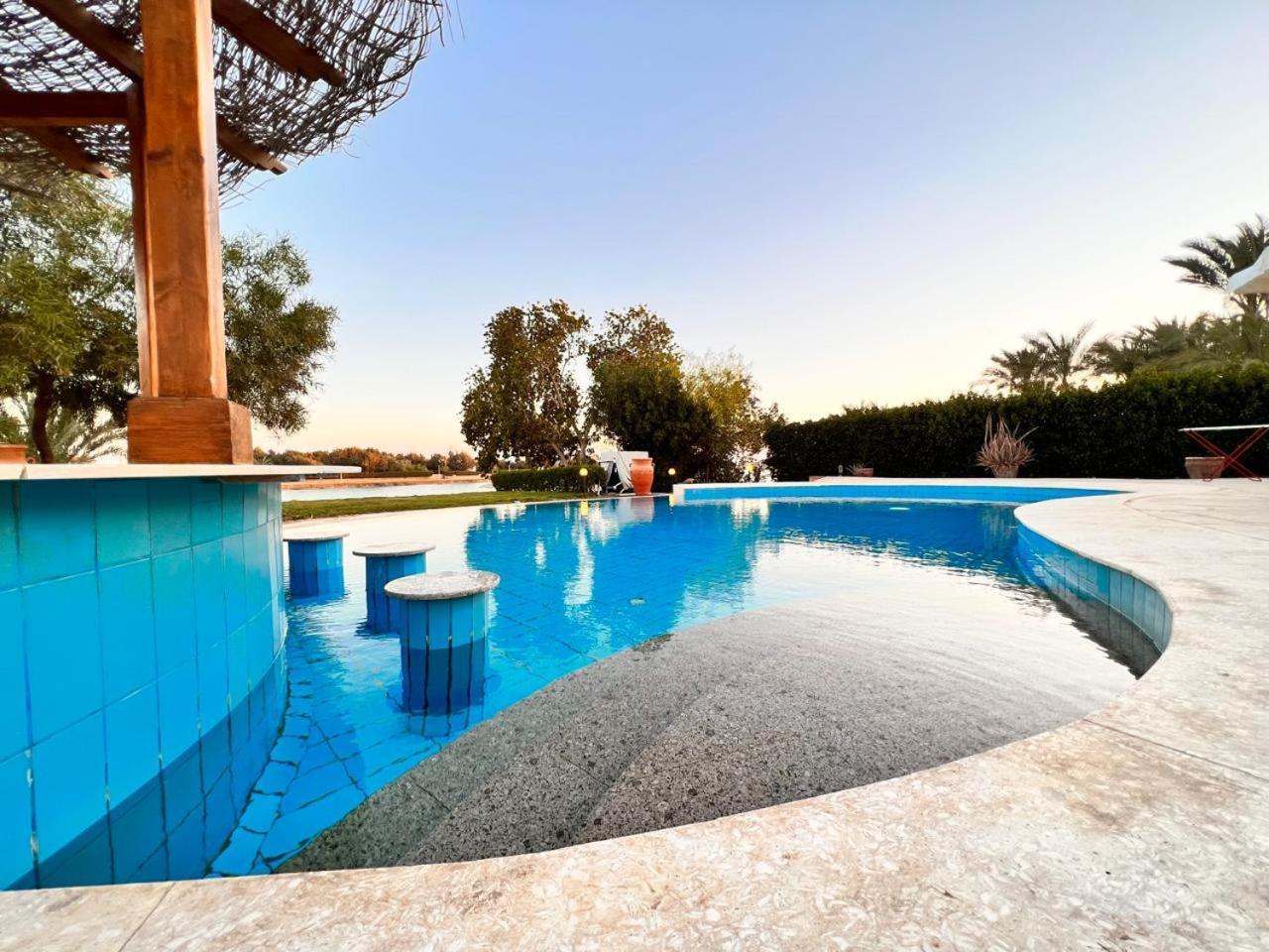 White 4 Bedroom Elgouna Heated Pool * Hurghada