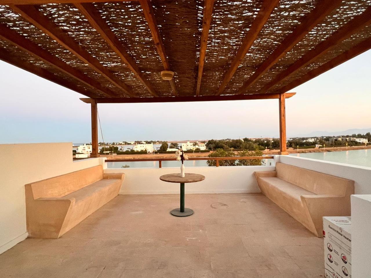 White 4 Bedroom Elgouna Heated Pool * Hurghada