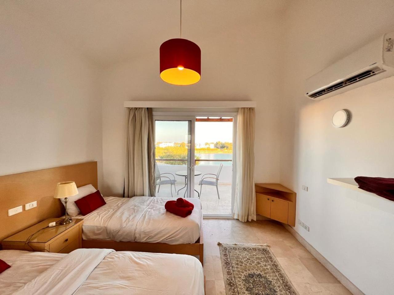 White 4 Bedroom Elgouna Heated Pool Villa Hurghada