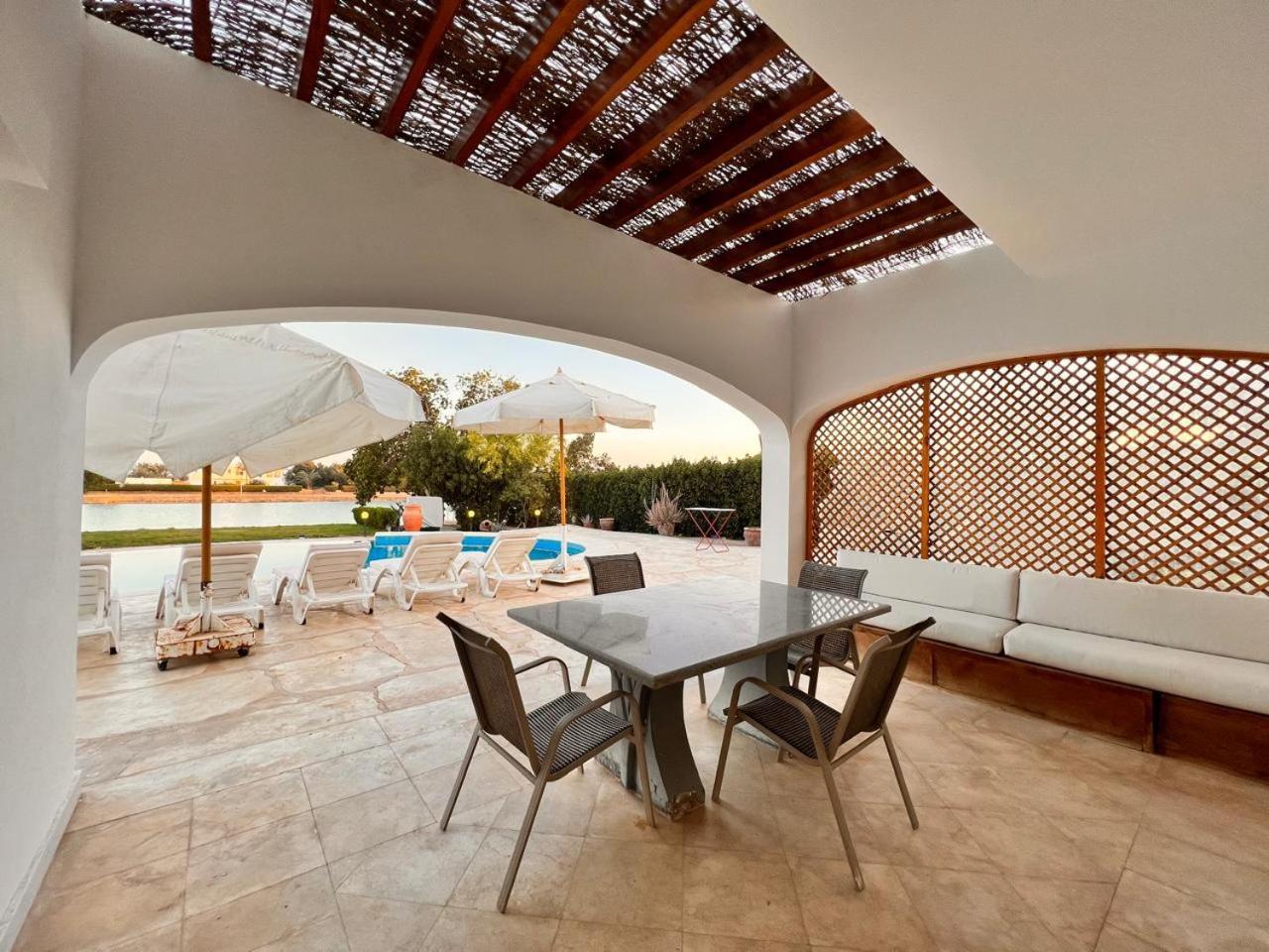 White 4 Bedroom Elgouna Heated Pool * Hurghada