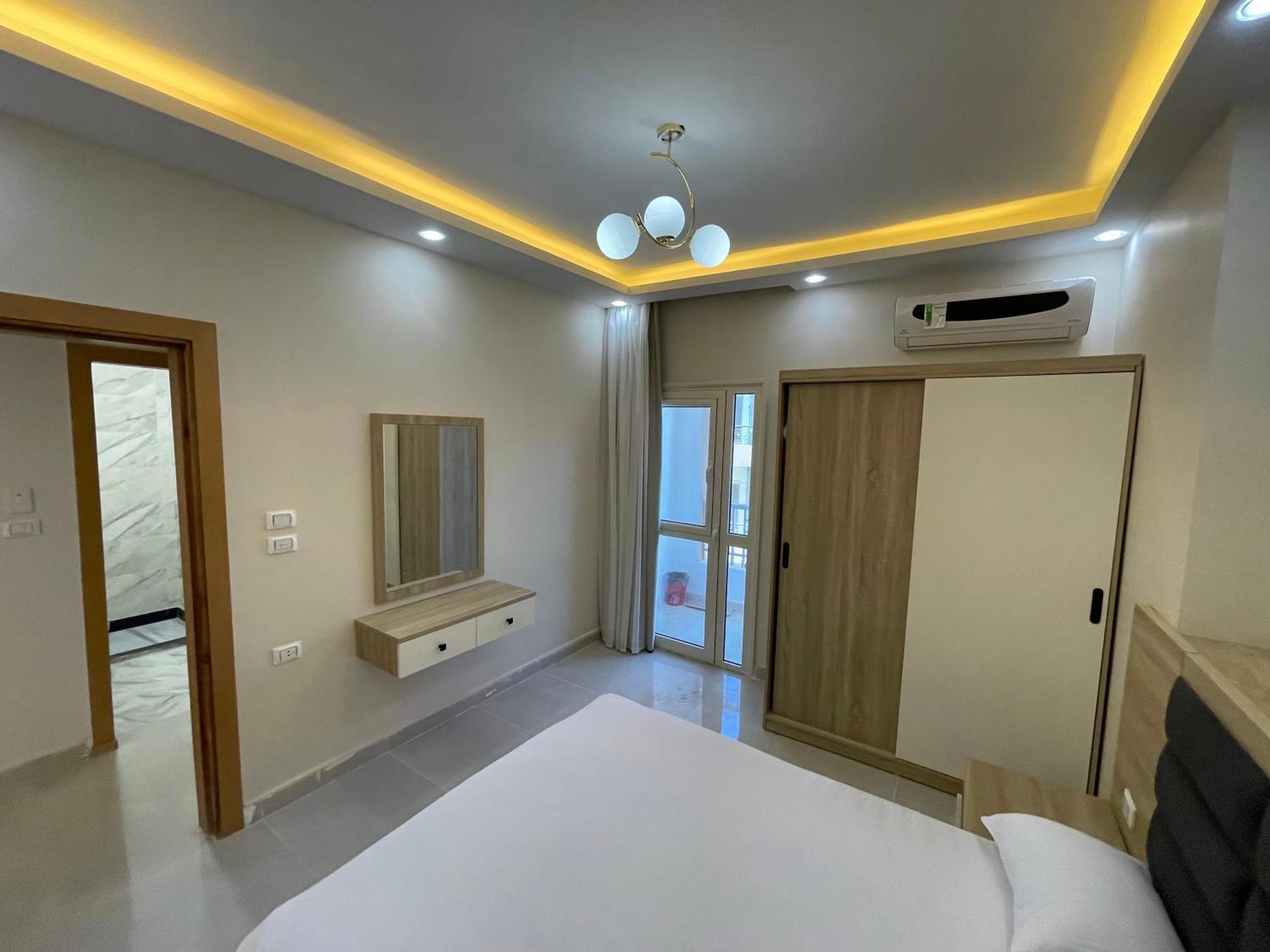 Elamer Building Apartment *