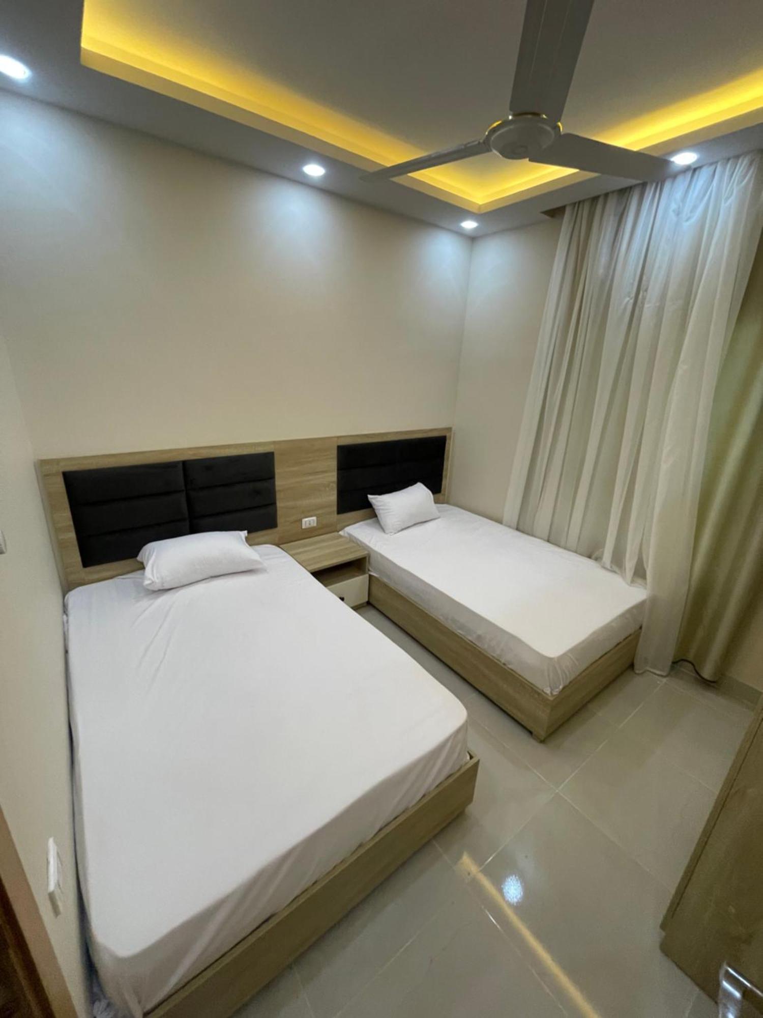Elamer Building Apartment