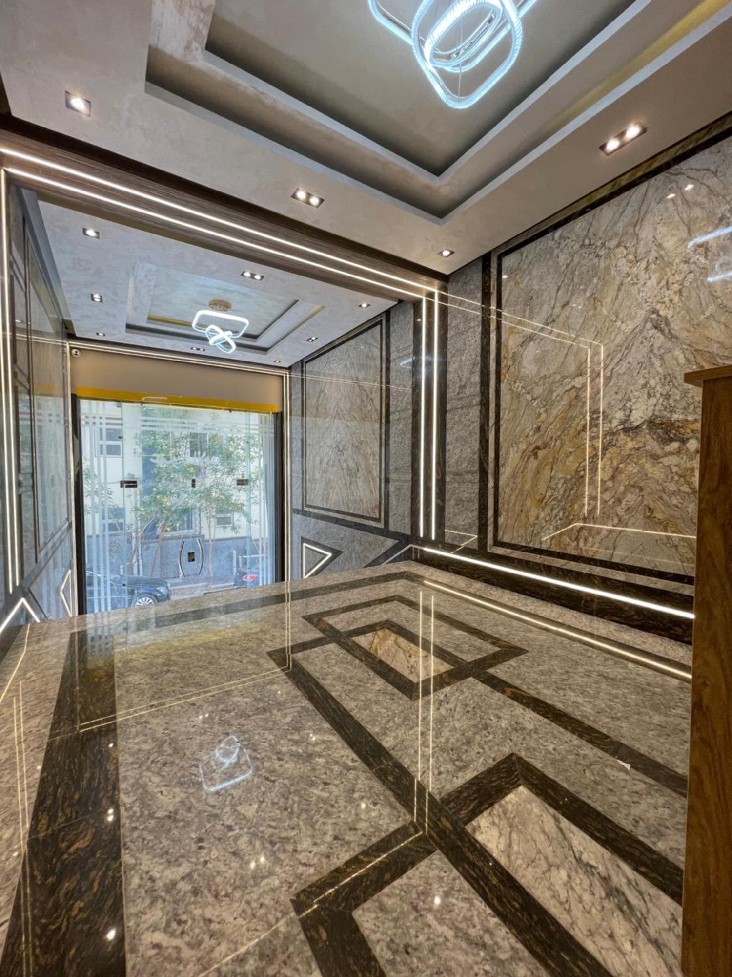 Apartment Elamer Building