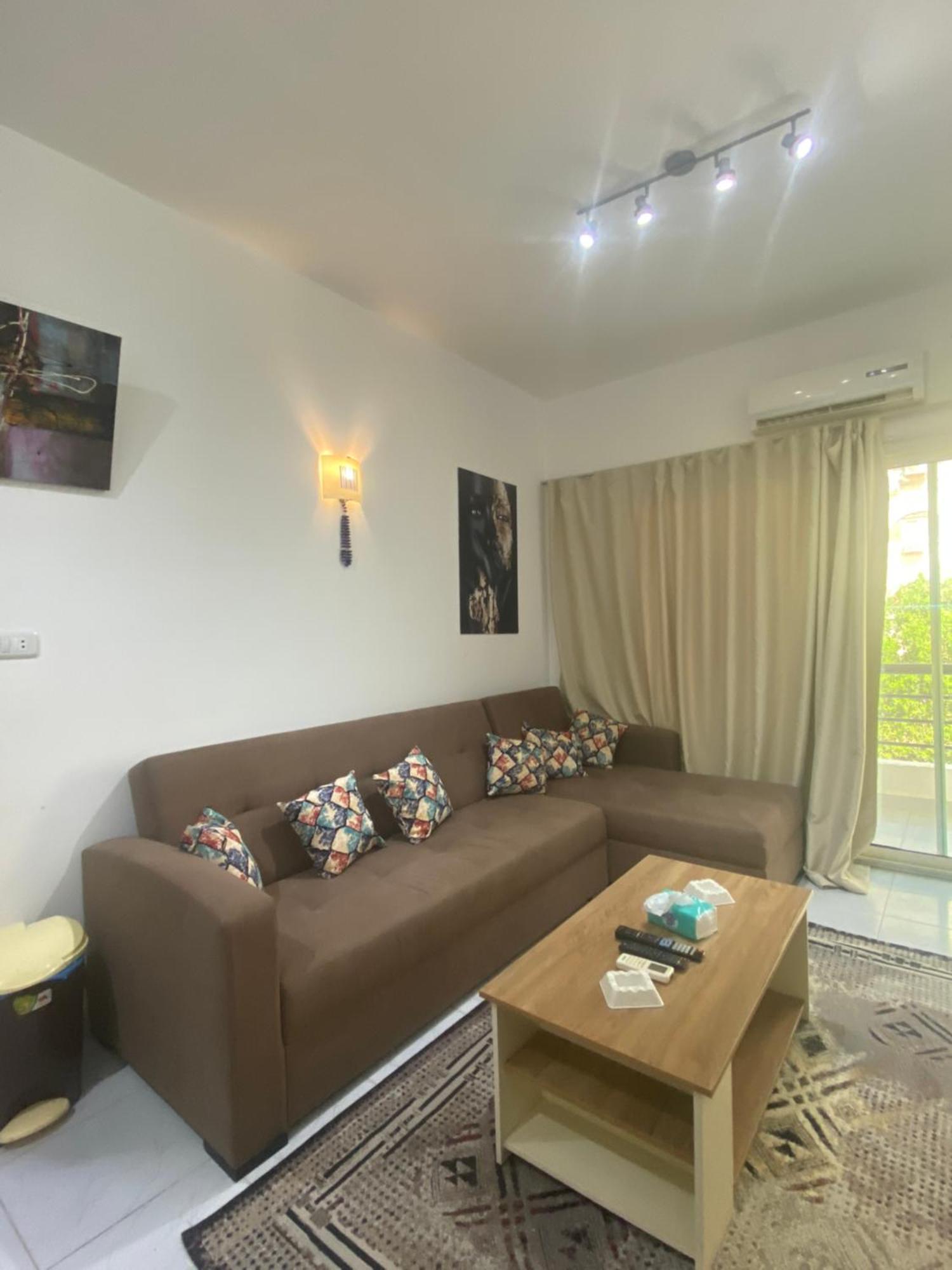 Fox House Apartment *