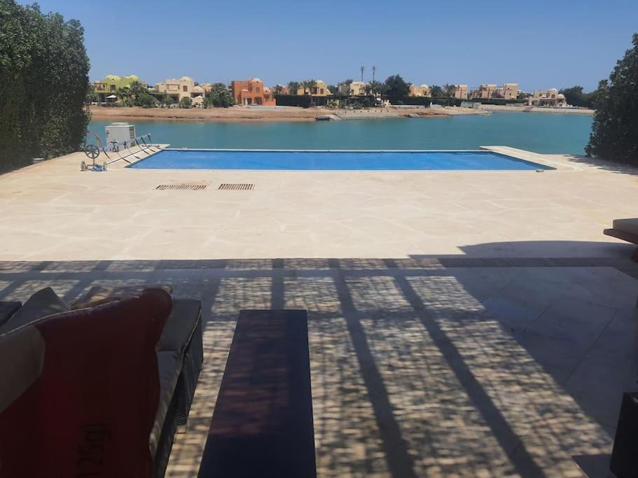 Villa Villa, With Heated Pool And Lagoon Hurghada