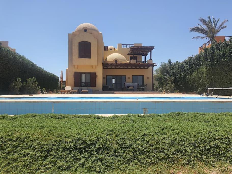Villa, With Heated Pool And Lagoon Hurghada
