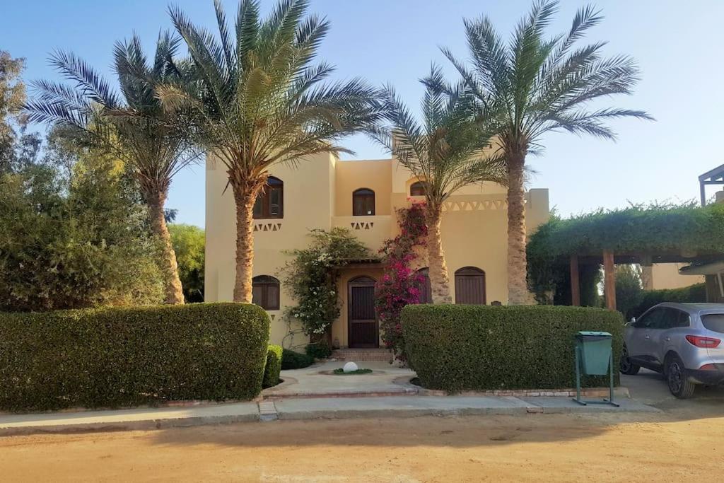 Private With Heated Pool And Lagoon Villa Hurghada