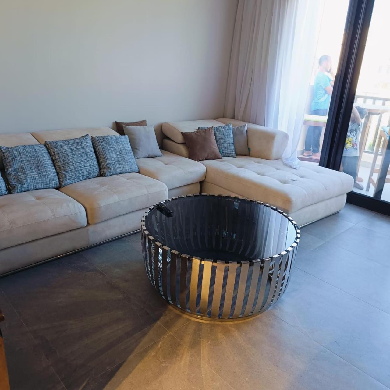 Nayah Stays, Luxurious Bedroom In Fanadir Marina Hurghada