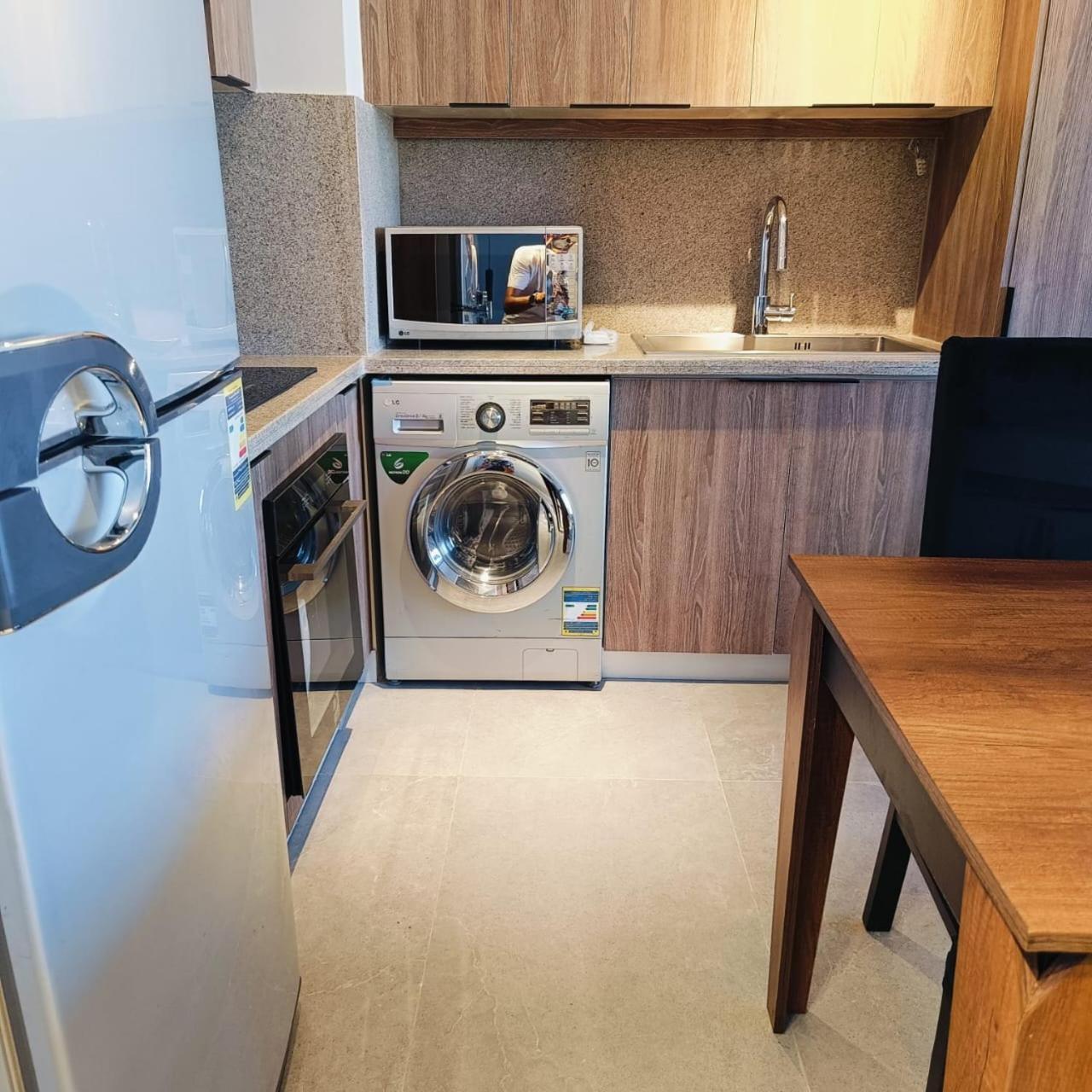 Nayah Stays, Luxurious Bedroom In Fanadir Marina