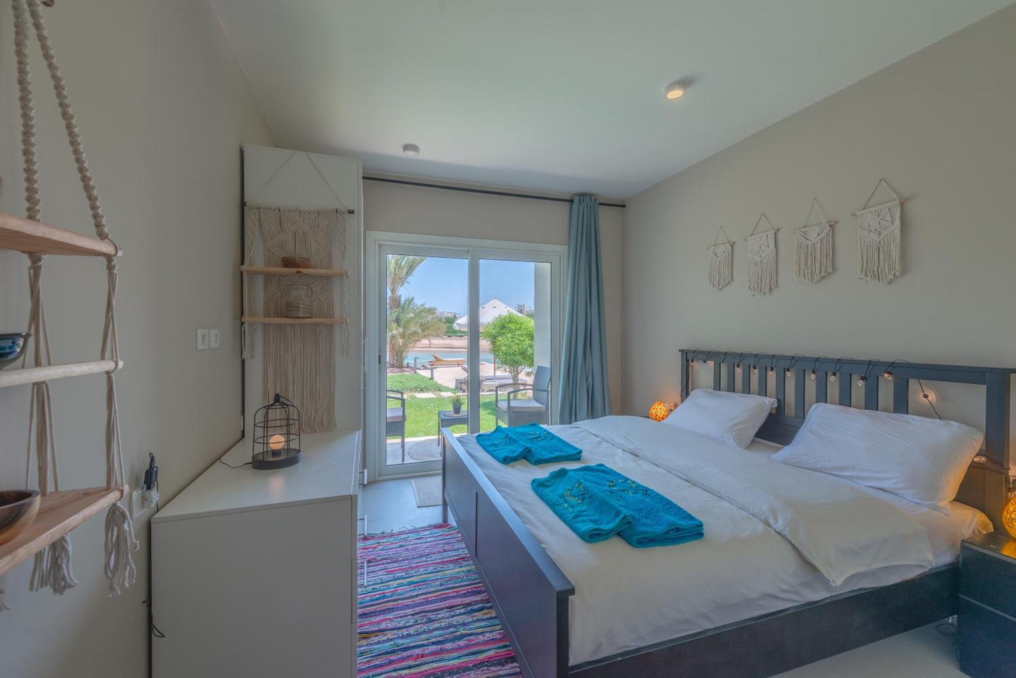 1-bedroom In Joubal With Pool Appartement