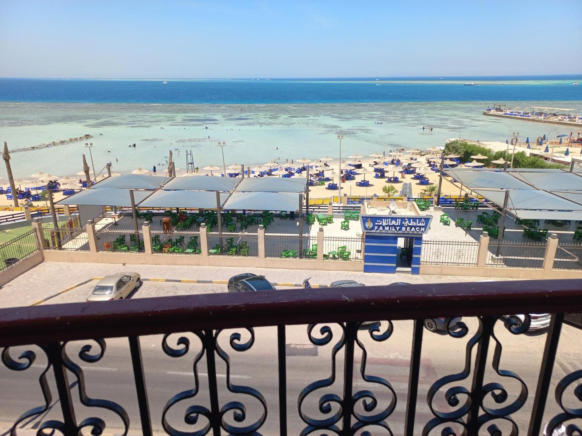 على البحر 3 * Hurghada