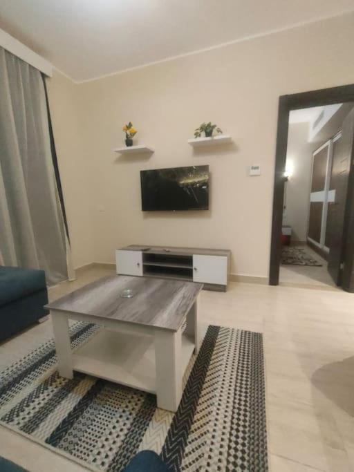 Diamond Lily Aldau Heights Rent One Bedroom