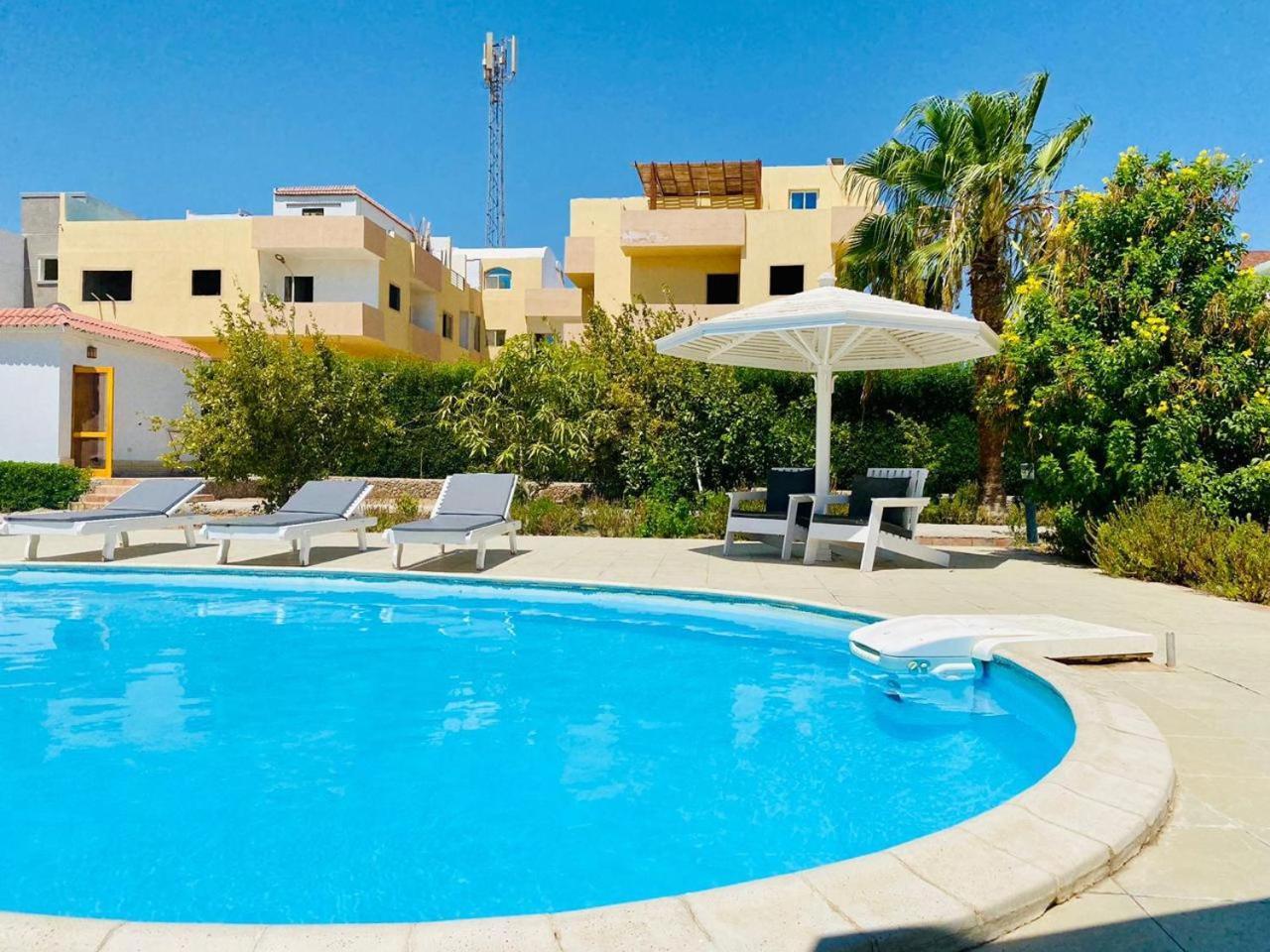 Moubark 6 Directly To The Swimming Pool Hurghada