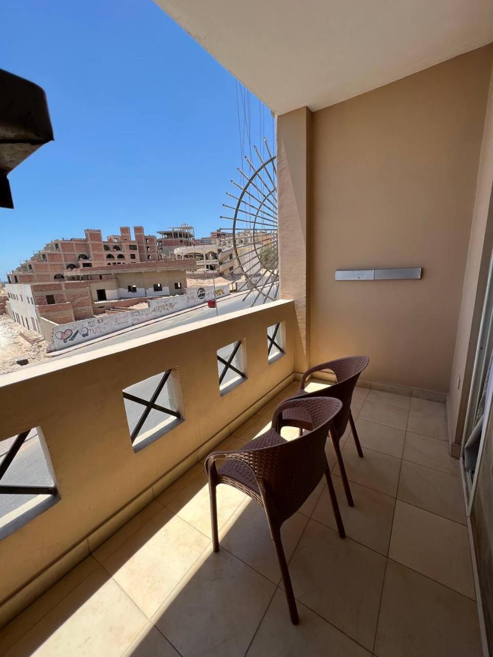 Lilly Aparthotel 3*