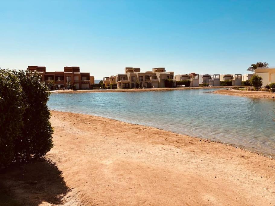 Hébergement de vacances Sunset Haven In Tawila Townhouse *