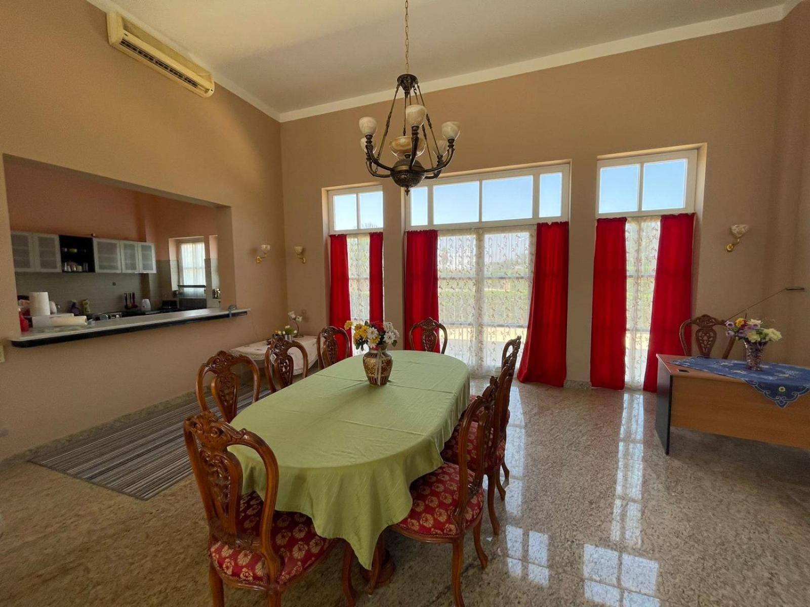 White Phase2 - Elgouna 5bd Villa Hurghada