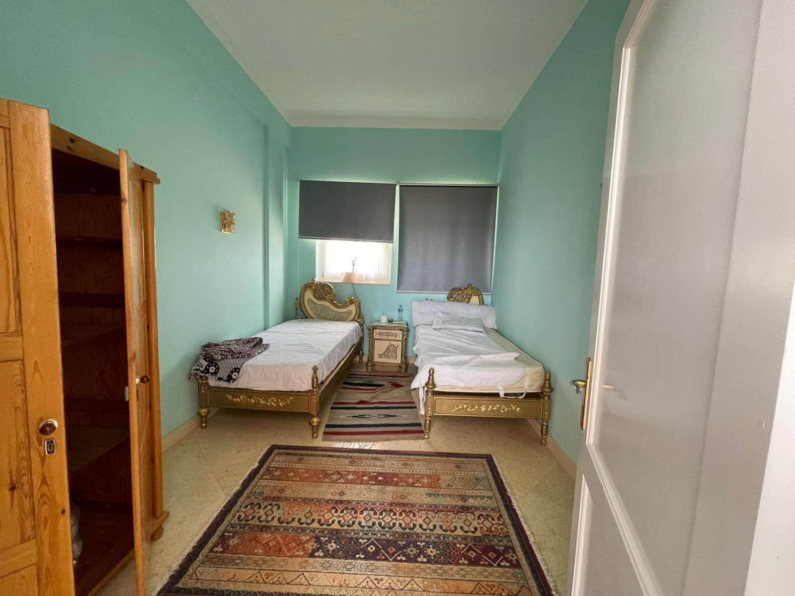White Phase2 - Elgouna 5bd Villa
