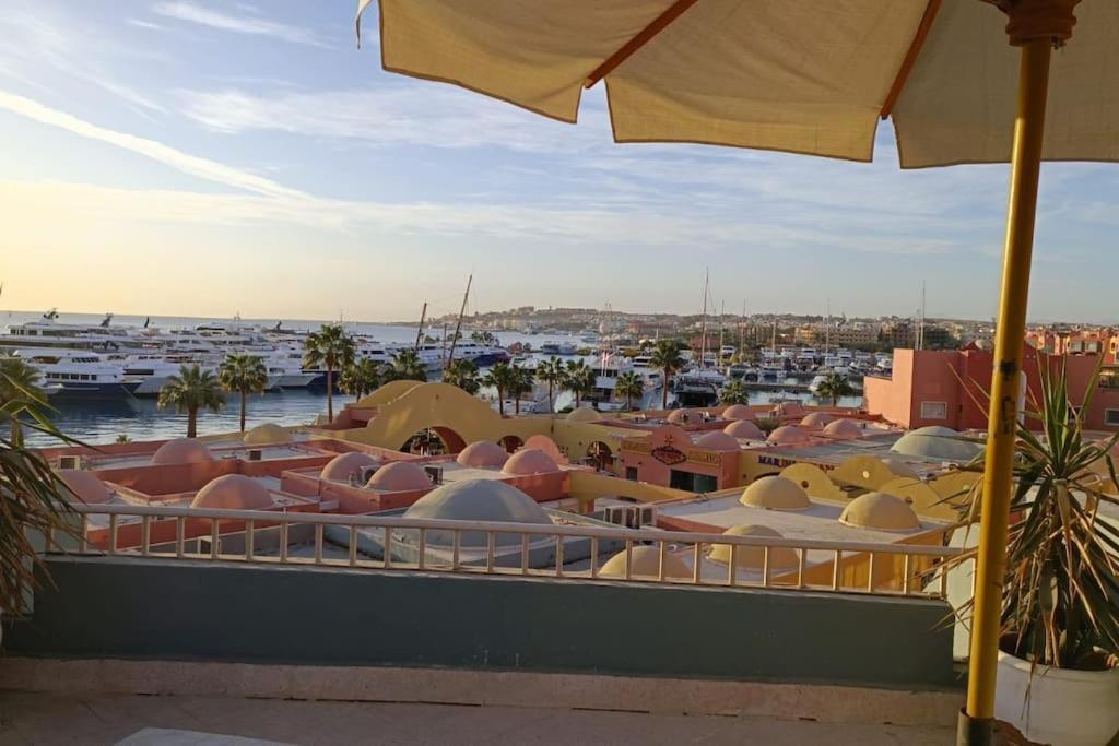 Sunny Sea View Marina On Private Roof Appartement
