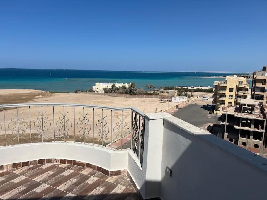 Apartment Sea Waves Duplex Hurghada