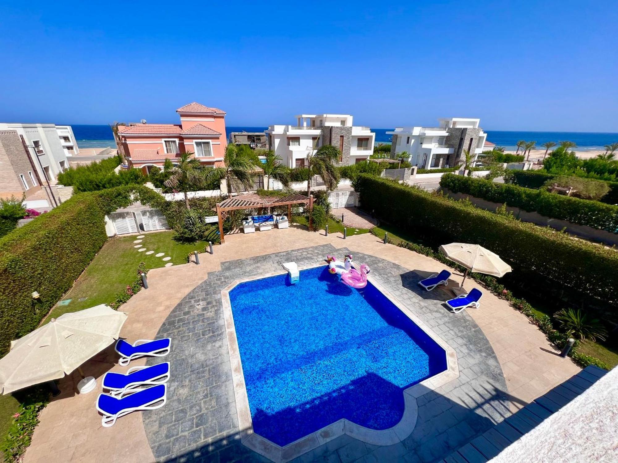 Luxury 8br With Seaview And Private Pool In