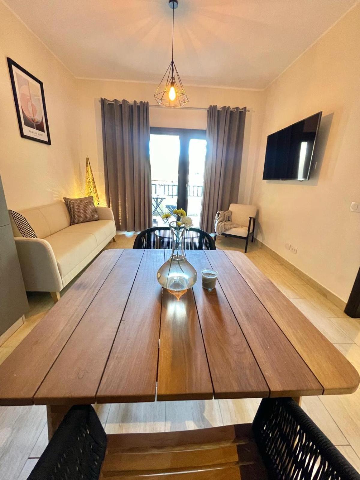 Luxury Self-catering & Studios, Al Dau Heights *