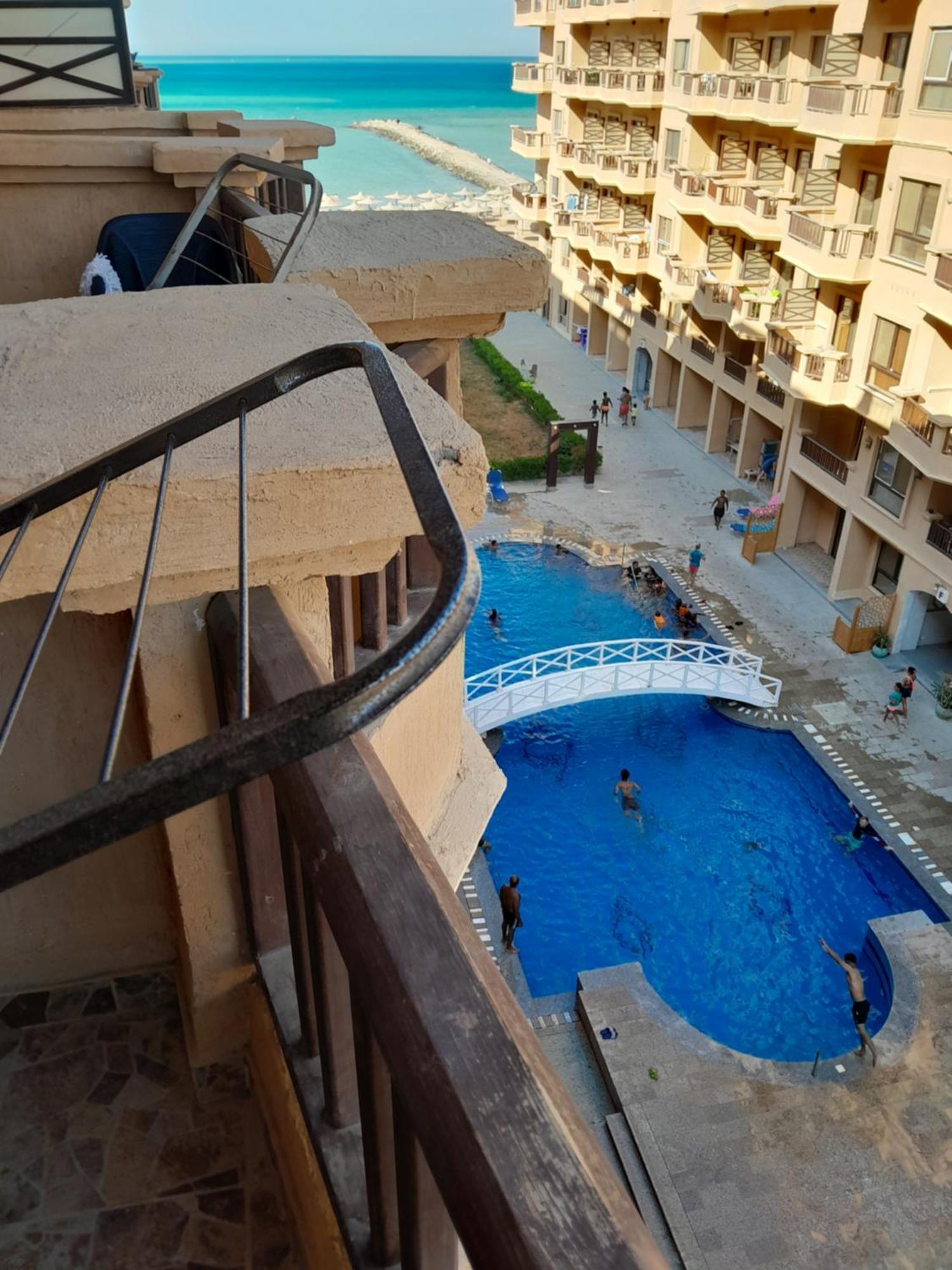 Turtles Hourghada View Sea View Pool Private Jacuzzi Pools Air-conditioned Restaurant On The Jacuzzi Security And A Large Sunny Balcony Aparthotel Hurghada