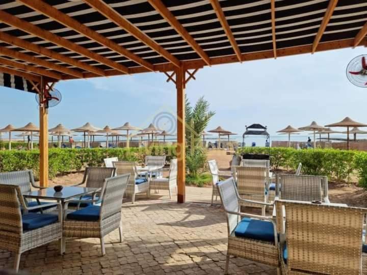 Turtles Hourghada View Sea View Pool Private Jacuzzi Pools Air-conditioned Restaurant On The Jacuzzi Security And A Large Sunny Balcony Hurghada